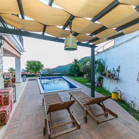 Esen Daily Weekly Villa *