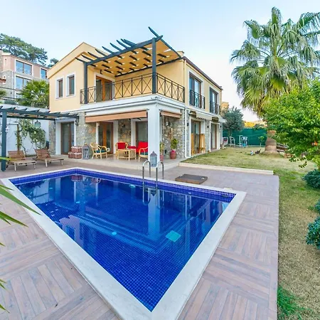 Villa Esen Daily Weekly