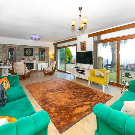 Esen Daily Weekly Villa
