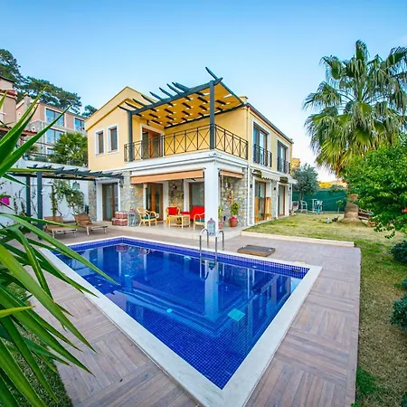 Esen Daily Weekly Villa *