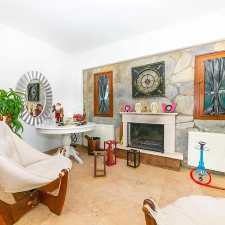 Esen Daily Weekly Villa